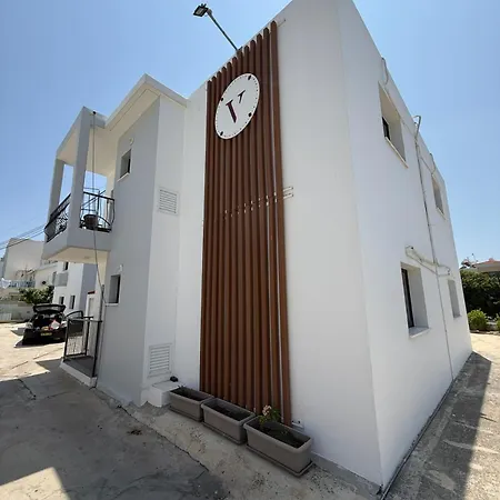 Apart Otel 1br Flat W Double Bed Rm 3 Pafos
