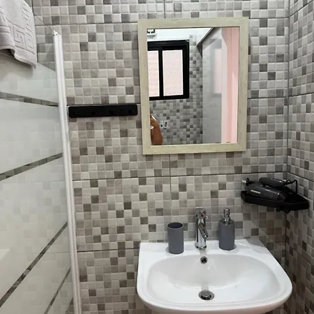 1br Flat W Double Bed Rm 3 Pafos